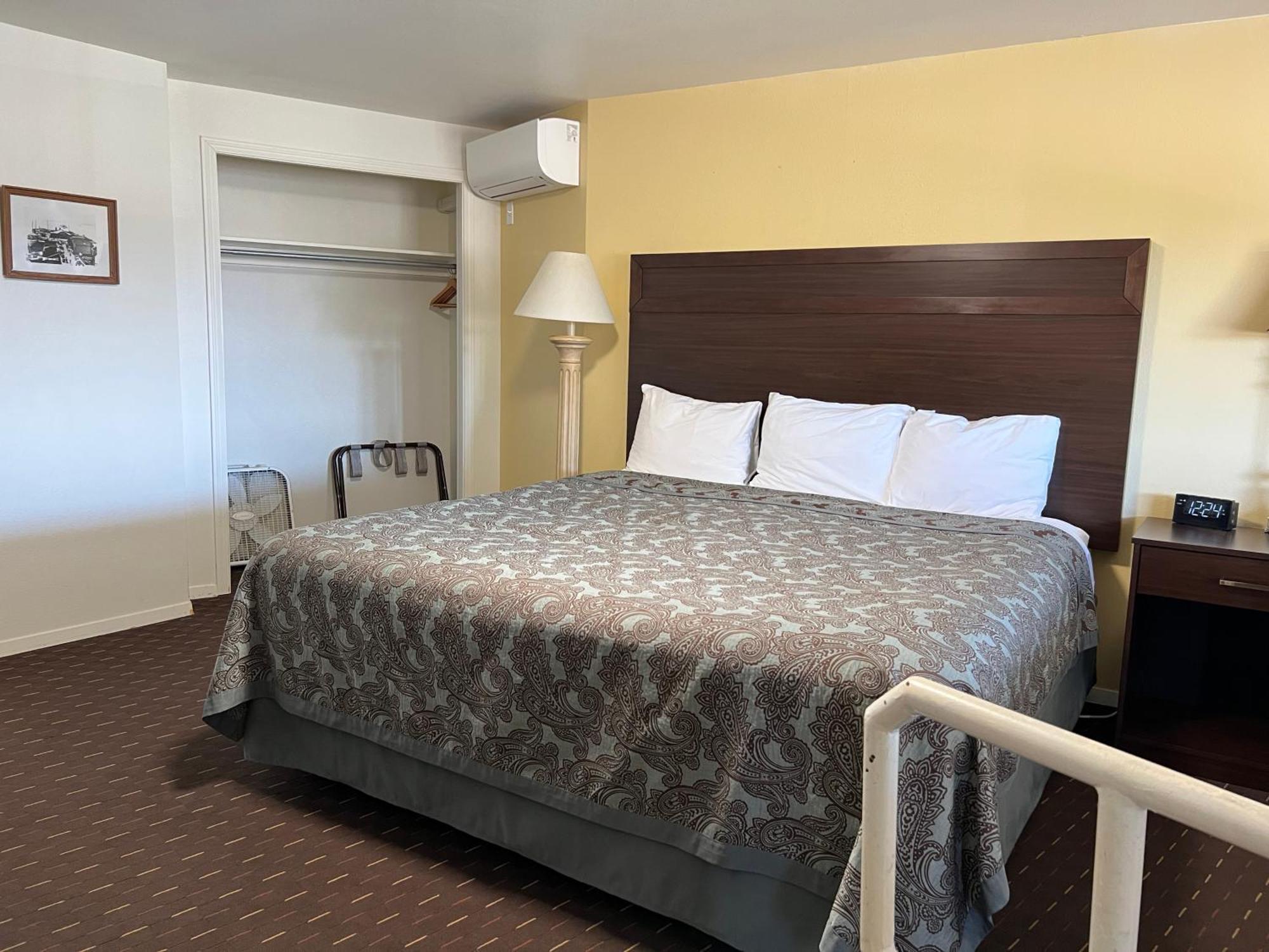 Port Townsend Inn Экстерьер фото