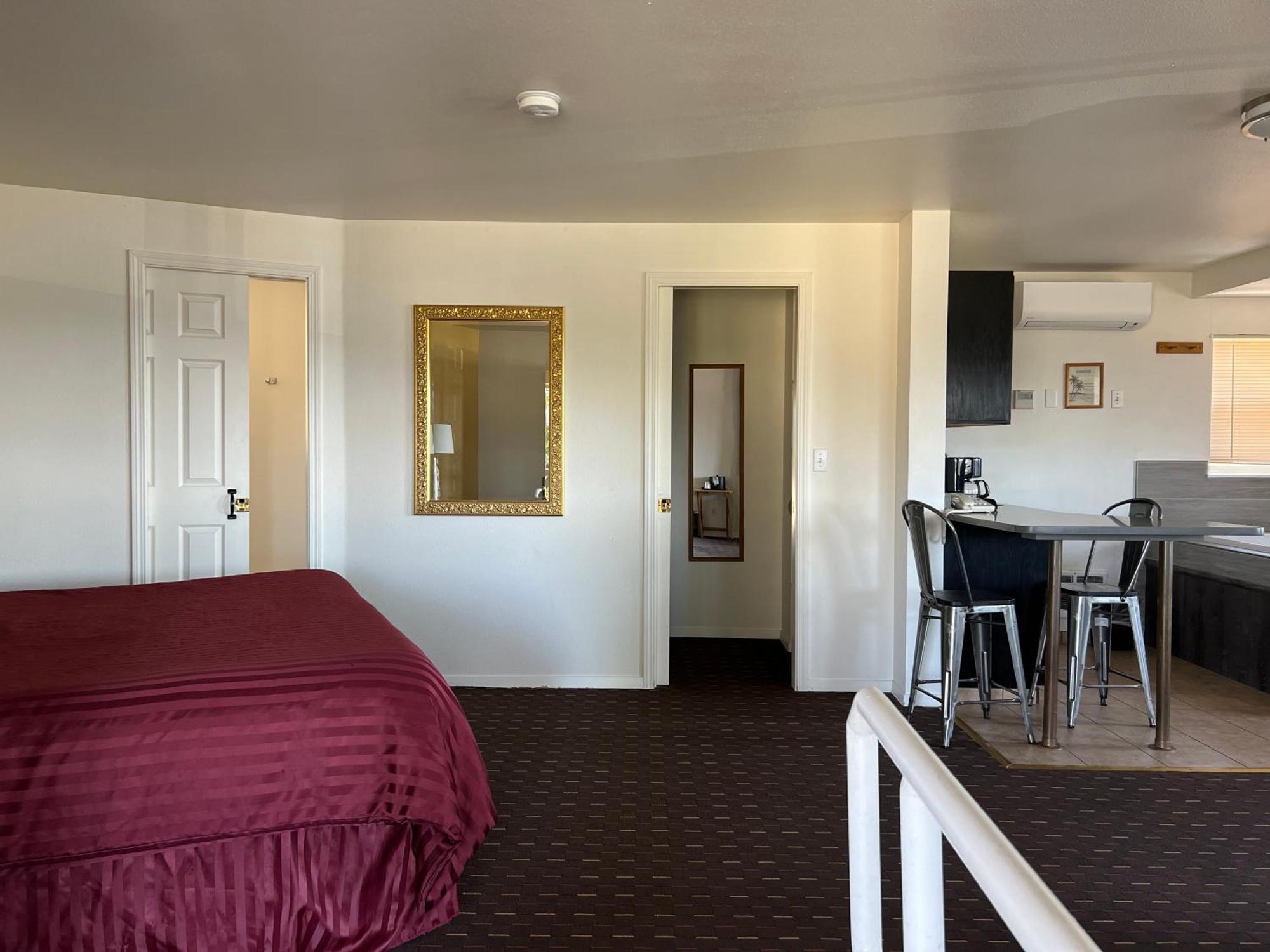 Port Townsend Inn Экстерьер фото
