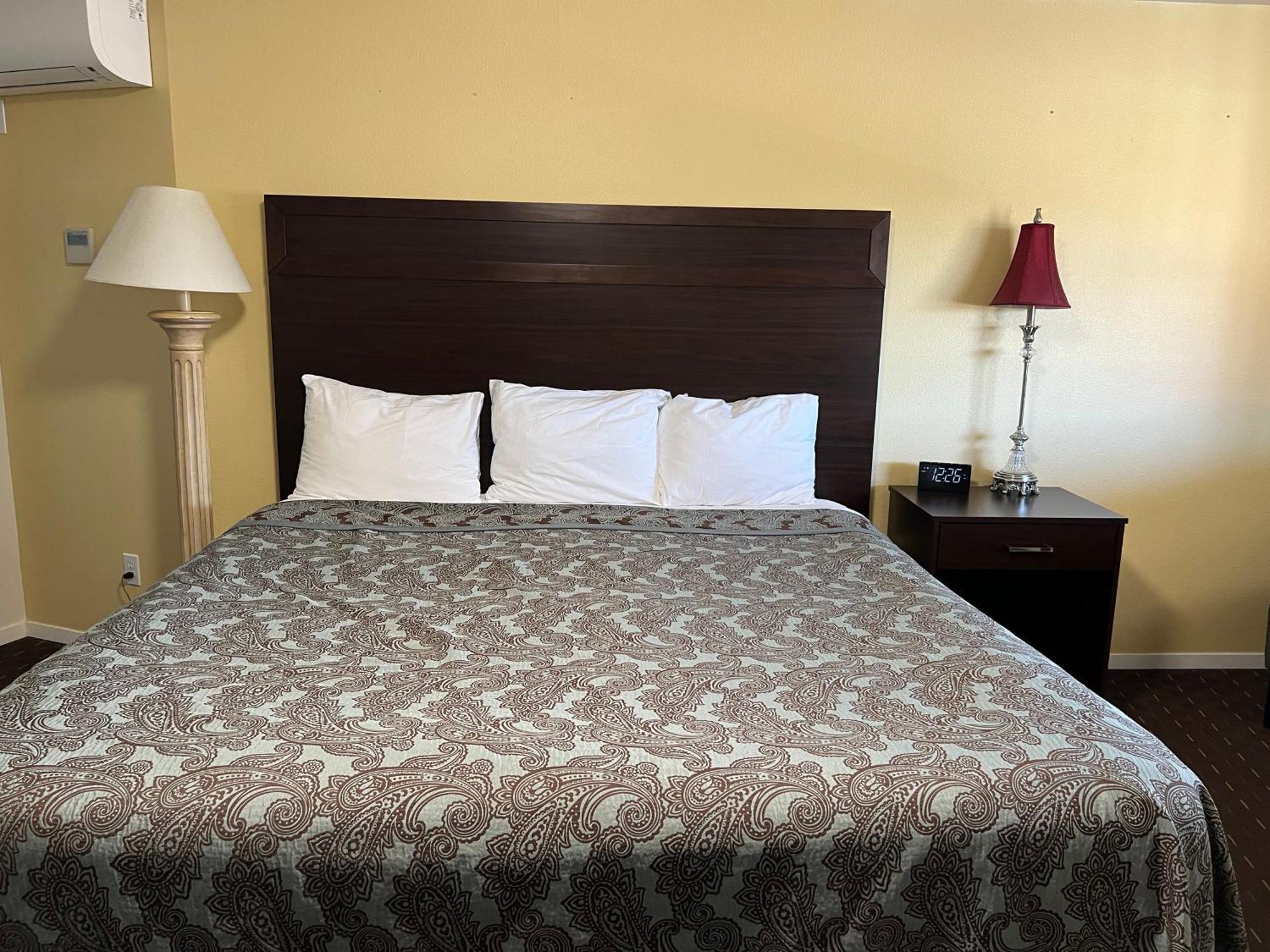 Port Townsend Inn Экстерьер фото